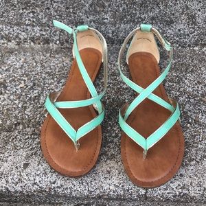 Beautiful sandals! Dress up or keep it casual!